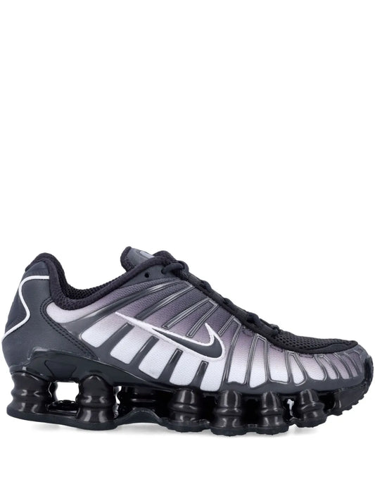Nike Shox Tl Swoosh Detail Trainers