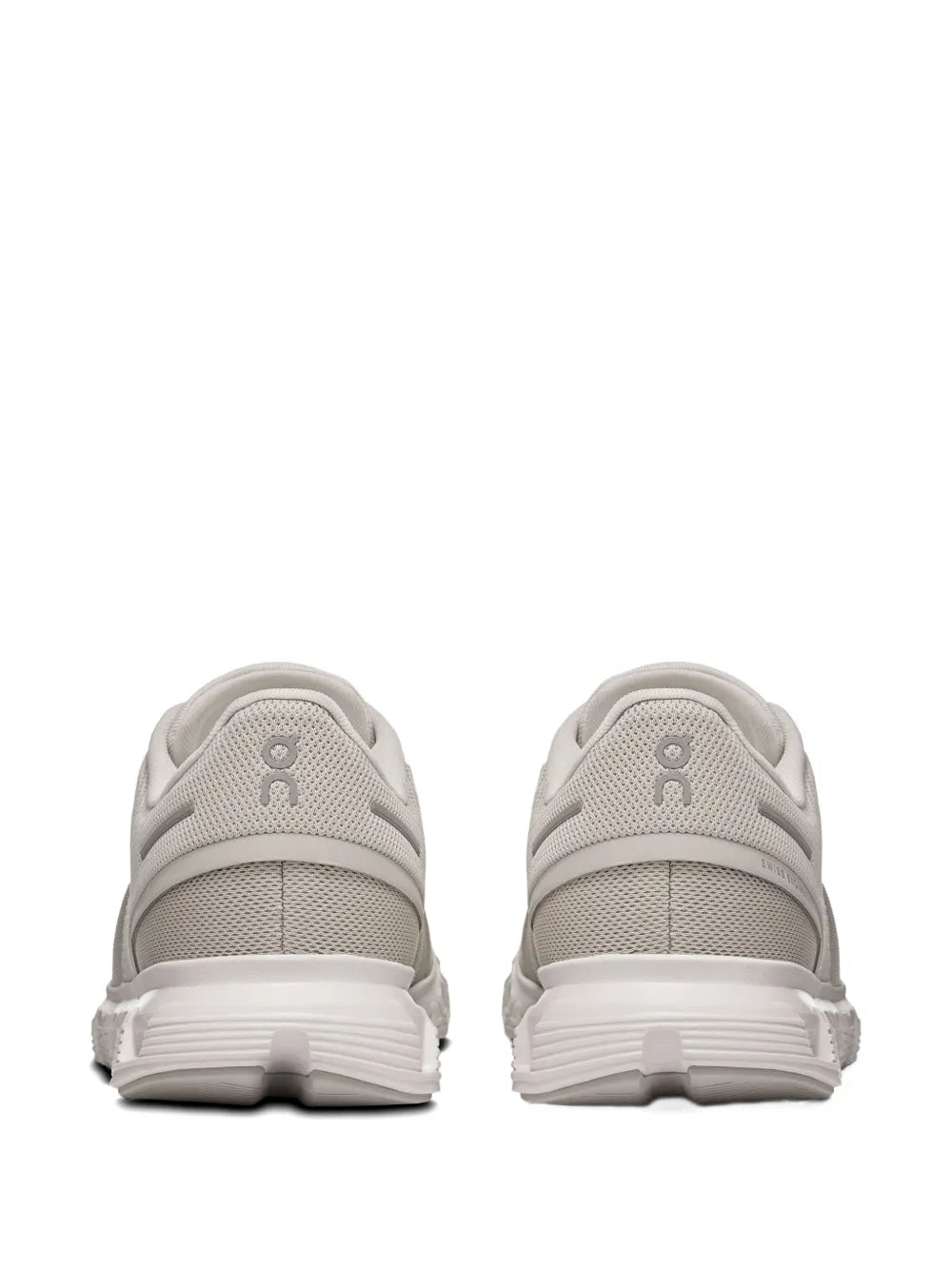 On Running Cloud 6 Elastic-Laces