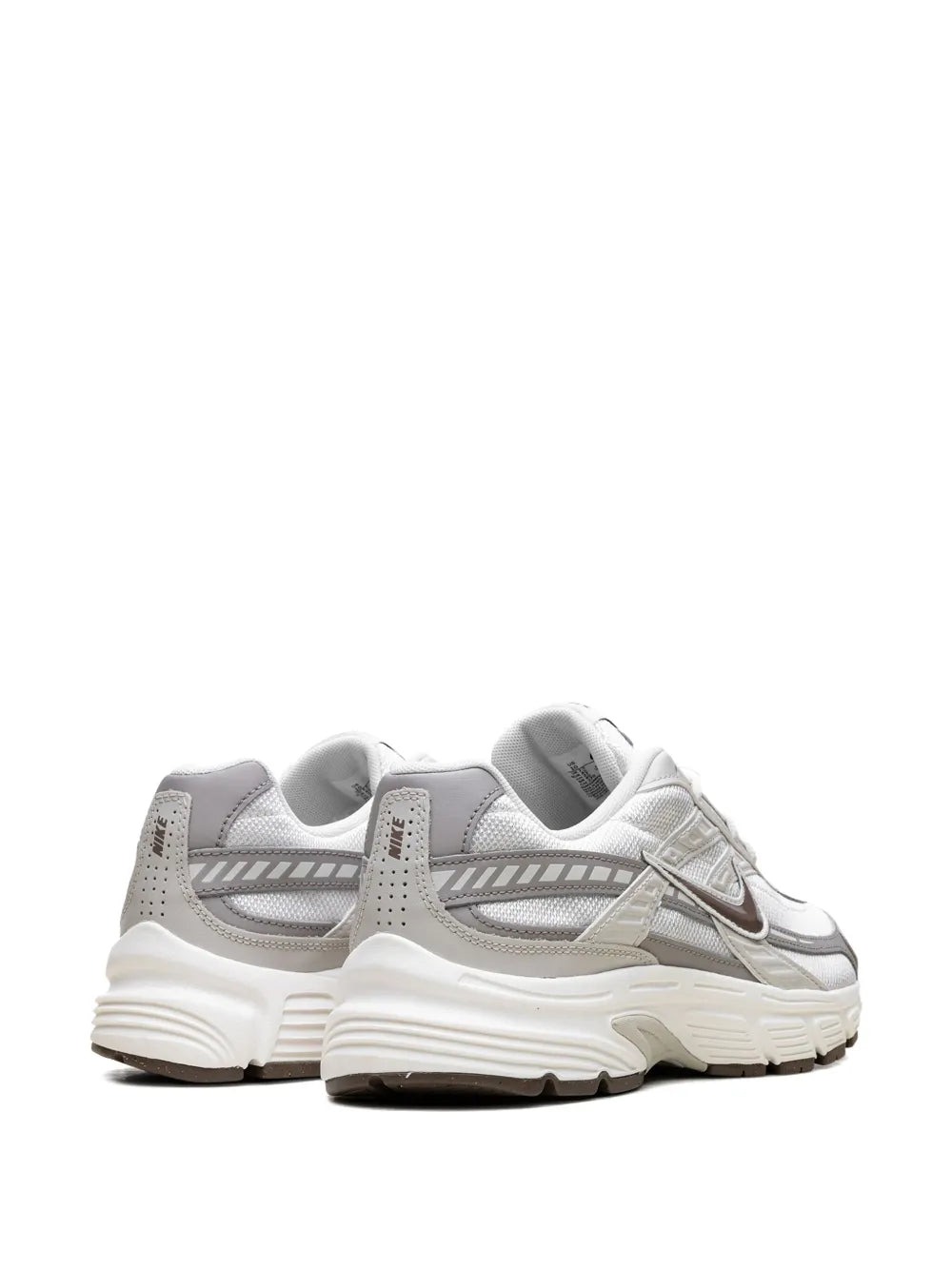 Nike Initiator Swoosh