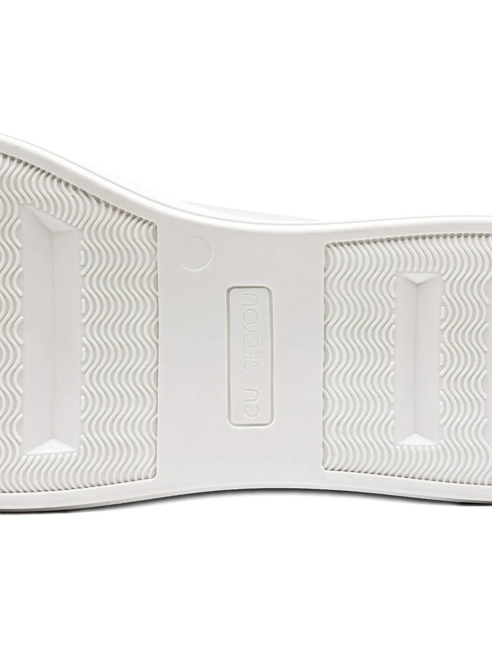 CU | LT ESSENCE Lace-Up Leather
