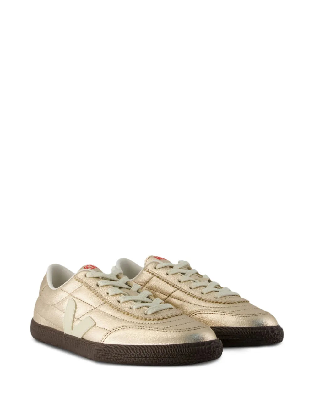 VEJA Panenka Round-Toe Metallic